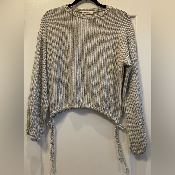 Saints & Hearts Sweaters - Light Gray Ribbed Crew Neck Sweater
